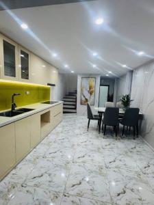 Hàng Hiếm. Chính chủ gửi bán căn nhà Khu đô thị Linh Đàm - Hoàng Mai - Hà Nội - Diện tích 40m2. Giá 8.tỷ